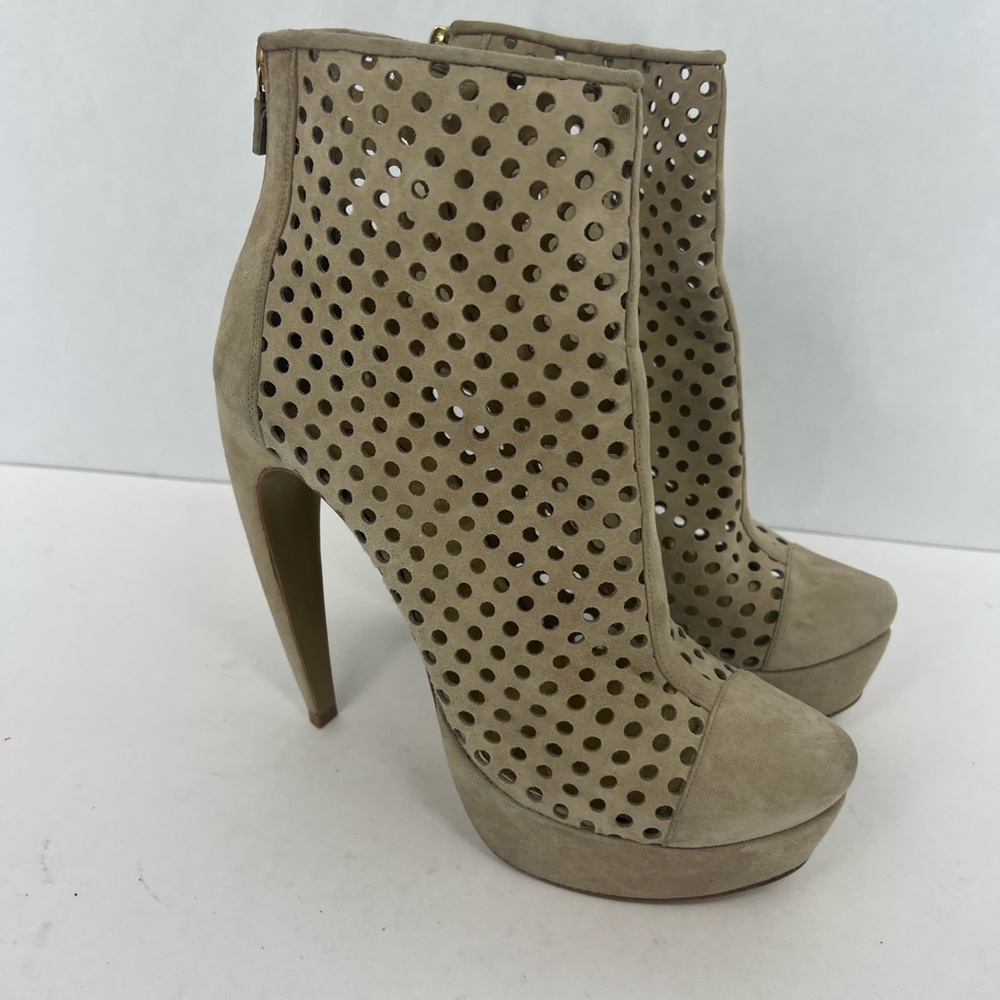 Walter Steiger suede Lobster Claw Heeled Boots - Picture 3 of 17